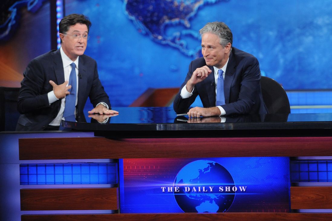 Stephen Colbert insists on thanking Stewart</br>